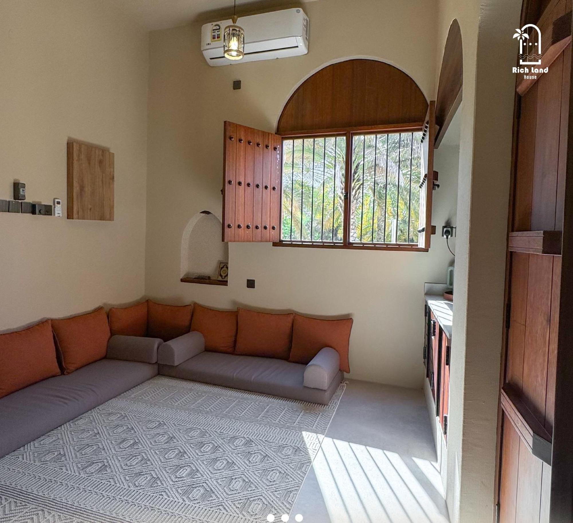 بيت أرض الثراء Rich Land House Nizwa Zewnętrze zdjęcie