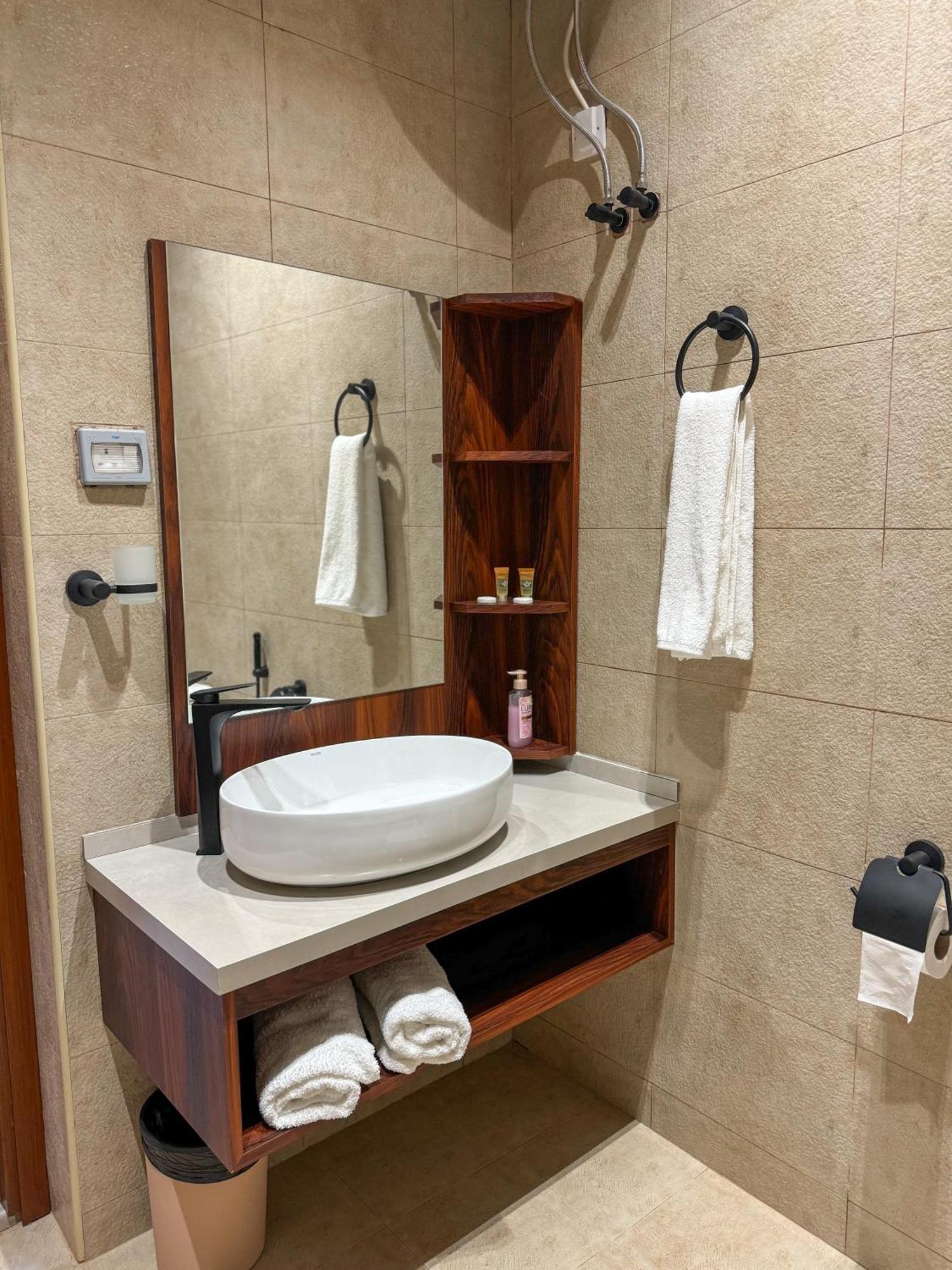 بيت أرض الثراء Rich Land House Nizwa Zewnętrze zdjęcie